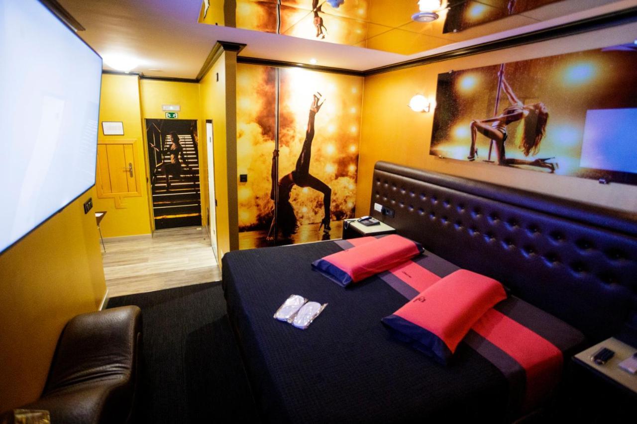 Motel Venus Santiago Santa María Kültér fotó